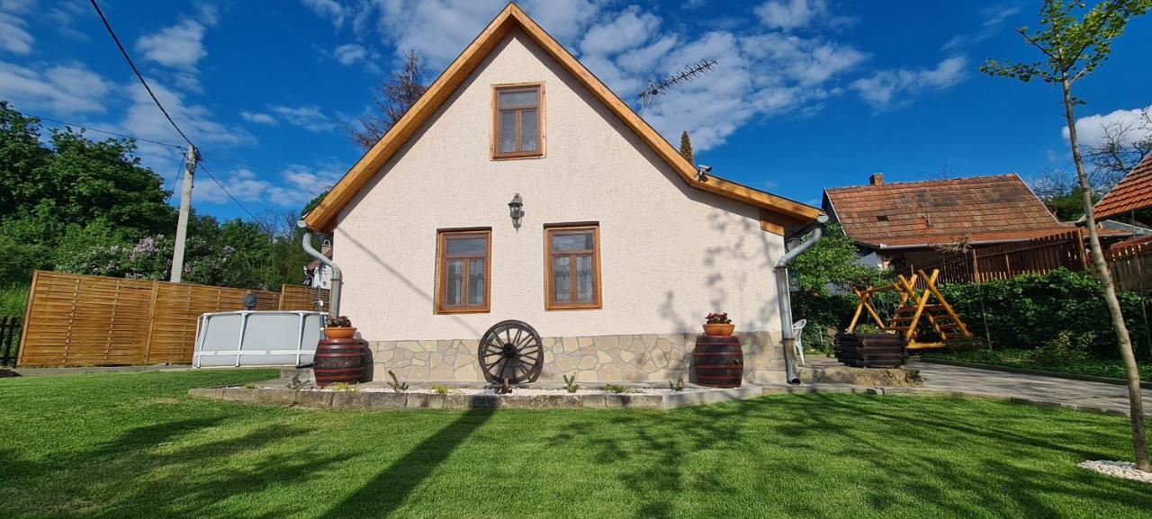 Holiday home Pincedombi Cserepfalu